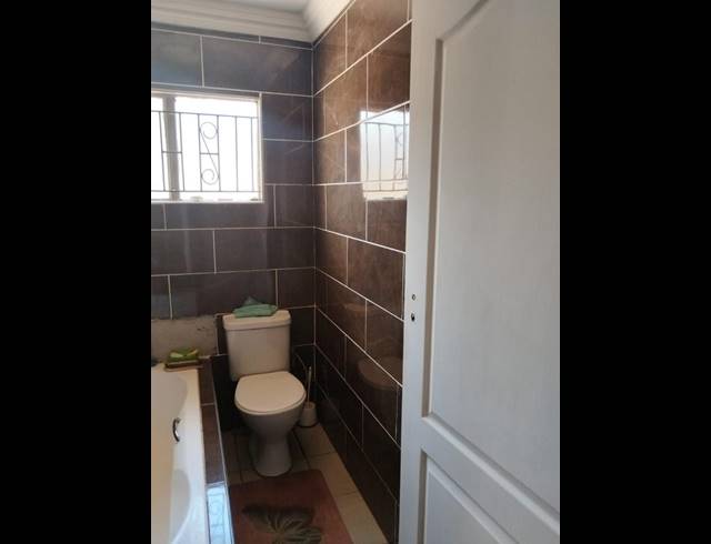 2 BEDROOM HOUSE FOR SALE IN KATLEHONG SOUTH